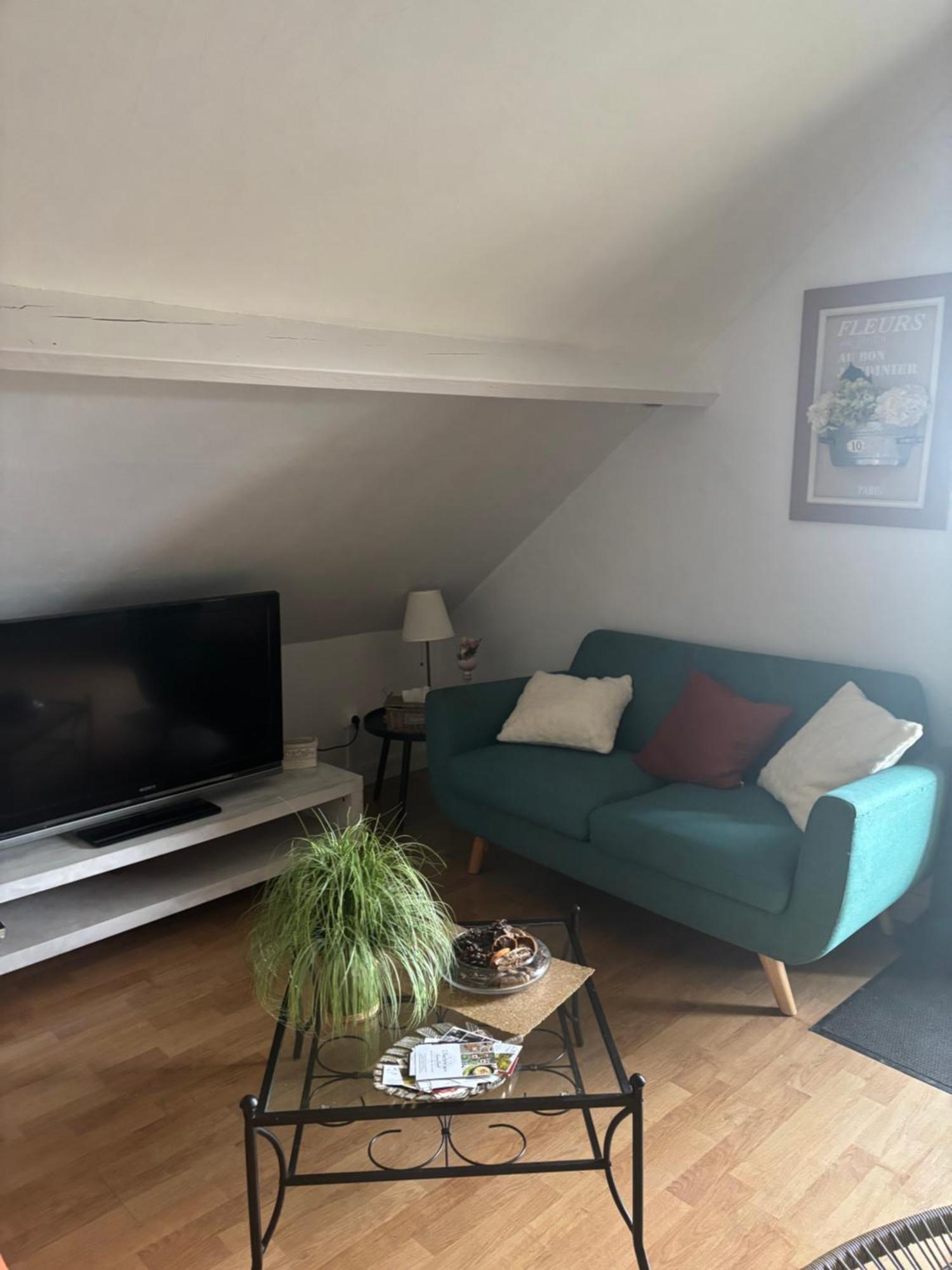 Apartamento Une Ambiance Cosy Nassandres Exterior foto